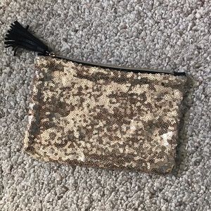 Gold sequin Ipsy bag 🌟